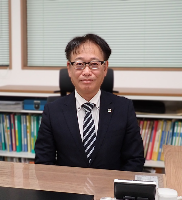 代表取締役　森栄次